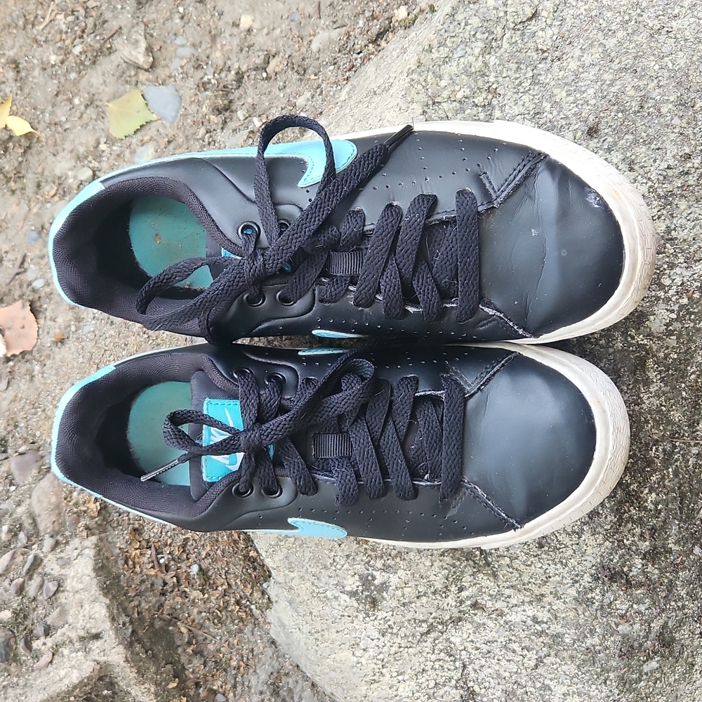 Nike Court Tour Blue/Teal Size 7 W